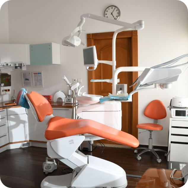 歯科医院治療室の画像
